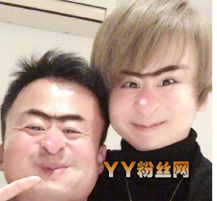 �⾩�������������İ��Ů�Ӽ���ͼ �⾩������Ƶ��ƬС����˭