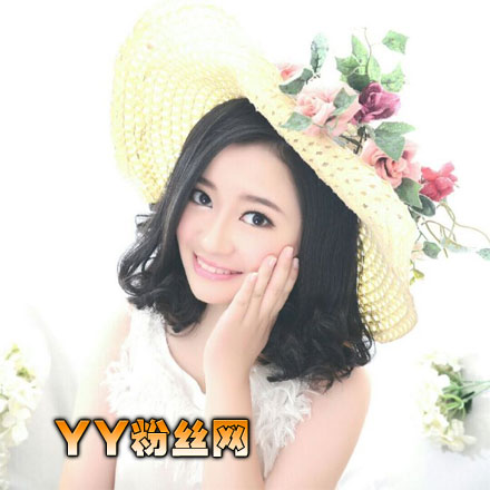 北京大学李晨婷精通四国语言遭质疑 一站到底李晨婷微博私照