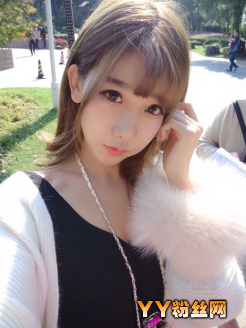 С��־��showgirl��������˽�����ߺ� ������լ��Ů��