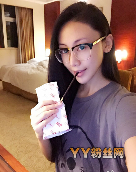 ������Crz��������΢�� ���Ӷ�����Philipҹ����������͵��