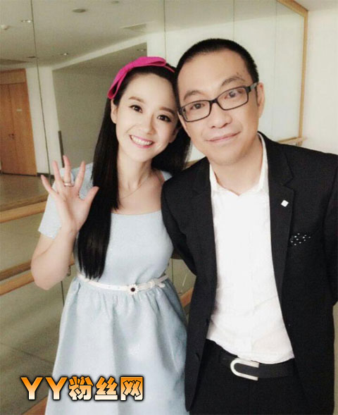 非诚勿扰张杨微博资料 30岁行政主管张杨生活素颜照