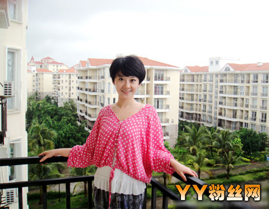 非诚勿扰张杨微博资料 30岁行政主管张杨生活素颜照