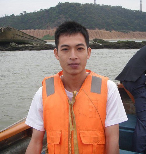 �̿���������george �̿����������ѷ���