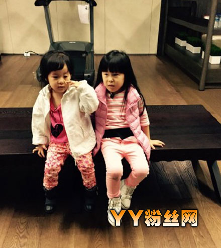 ��־��Ů����������������Ƭ ����������˰ְֻ�������ը��