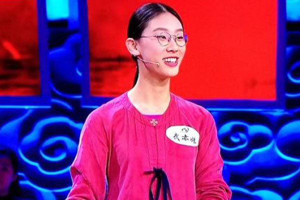 ����歱�����¼ȡ����? �����й�ʫ�ʴ����ж�ڲ�Ů��