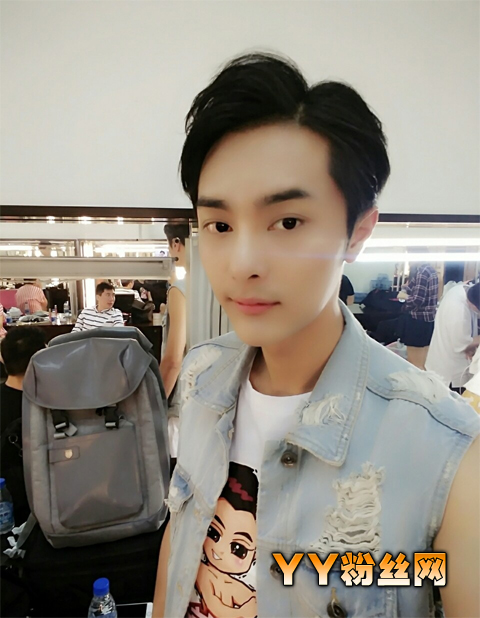 ����С����Բ�˧��������Ƭ �Ƕ����ޞԲ�Ů������˭���߽���