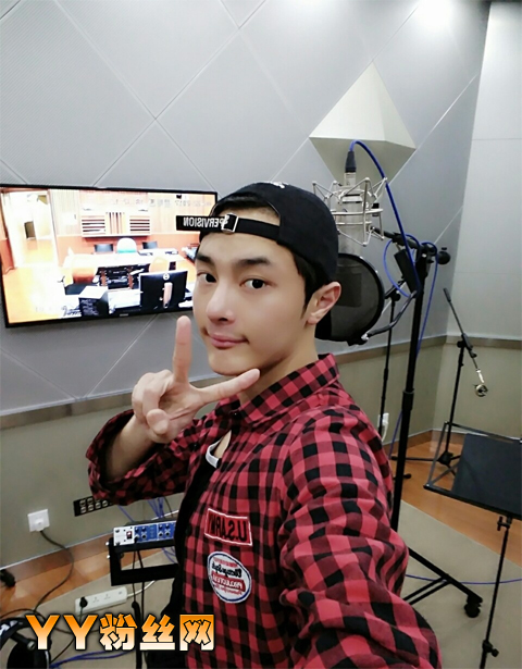 ����С����Բ�˧��������Ƭ �Ƕ����ޞԲ�Ů������˭���߽���