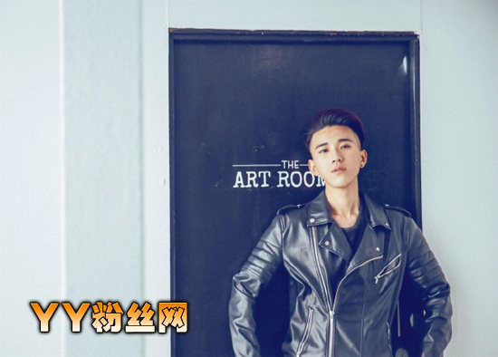 һվ����������Ů����Ƭ �����˸�����������˧����