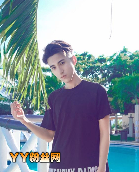 һվ����������Ů����Ƭ �����˸�����������˧����