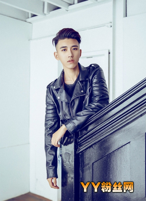 һվ����������Ů����Ƭ �����˸�����������˧����