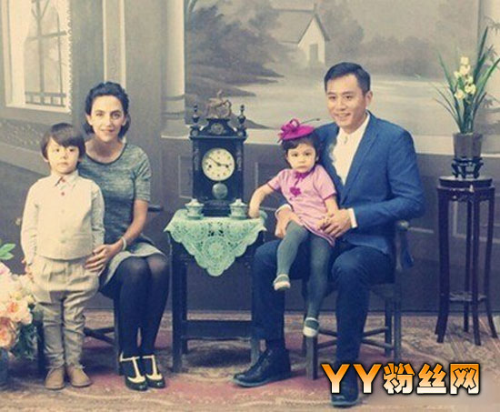 �ְ�ȥ�Ķ�����Ů�������ȹ������� ��������Ƭ���ÿ���