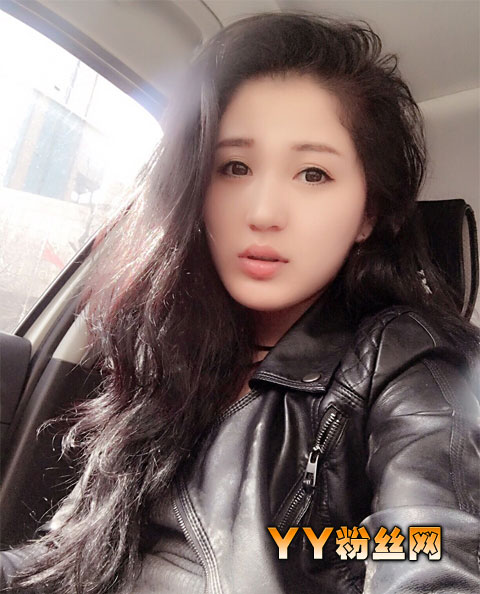 非诚勿扰刘春洋成熟范女人味十足 刘春洋个人资料微博身高私房照