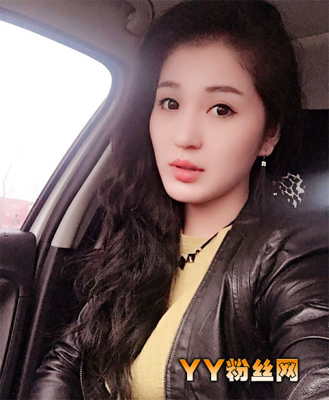 非诚勿扰刘春洋成熟范女人味十足 刘春洋个人资料微博身高私房照