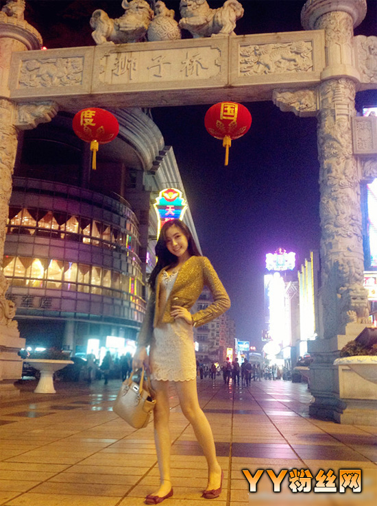 ������΢�� �ǳ����ű��������� ����ר��Ů�񱡲�������������Ƭ