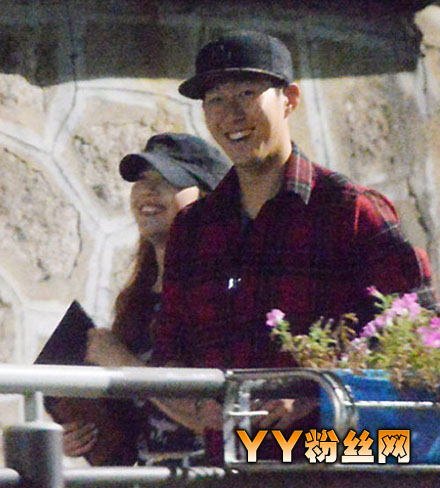 ��������������˭��ҹԼ��������͵�� ����������ǰ��Ƭ�Ա�