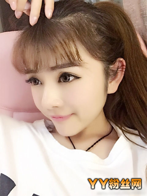 非常完美张小漾美艳私照曝光 年轻大学教师张小漾好似学妹