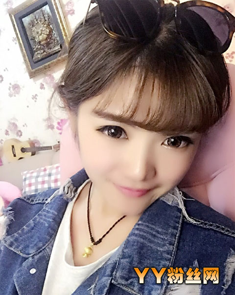 非常完美张小漾美艳私照曝光 年轻大学教师张小漾好似学妹