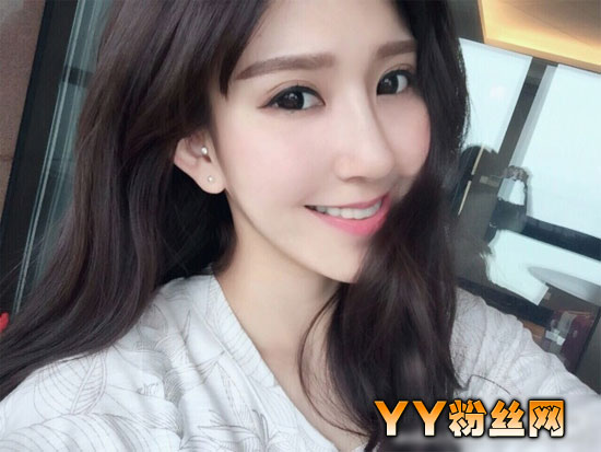 ̨��ģ��ճ�������������ͬ������ ճ����΢������д����Ƭ