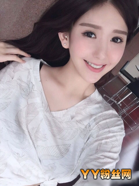 ̨��ģ��ճ�������������ͬ������ ճ����΢������д����Ƭ