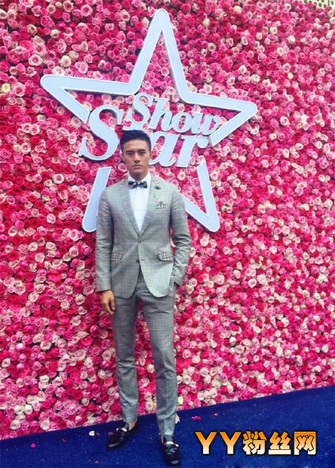 ż�θ���Ҷ����ͬ������ ˧��ģ��Ҷ��YeZhou��ƬŮ����˭