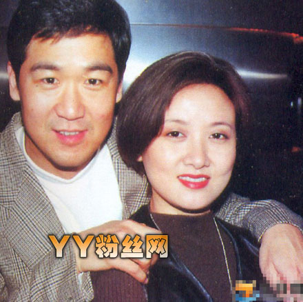 邓婕为什么不生孩子 邓婕年轻时照片和张默的秘密像亲生儿子一样