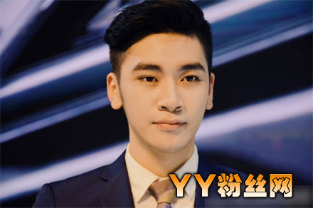 һվ�����������Ϊ������ĸ�������ﱳ�� �����΢��������֮��