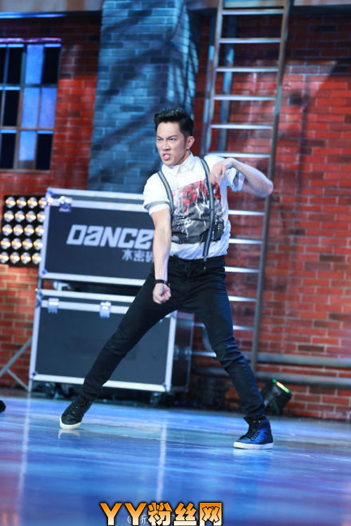 �й����赸�����΢������ �����Ů������Ƭ ����ɼ�ͥ��������