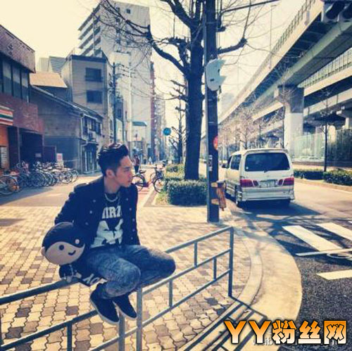 �й����赸�����΢������ �����Ů������Ƭ ����ɼ�ͥ��������