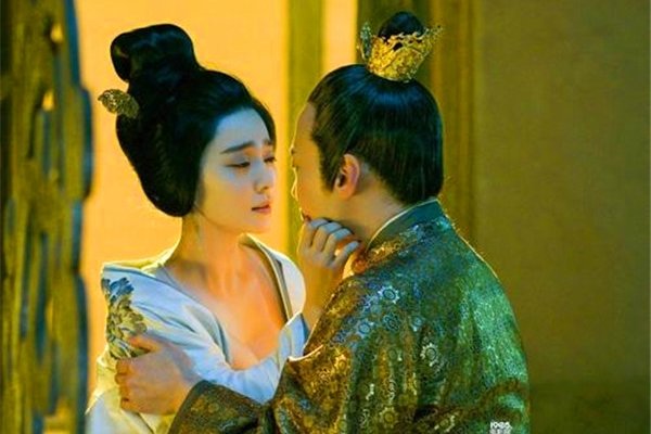 ��������������Ȣ��ĸ ��ĸ��Ĺ¶�˭֪��