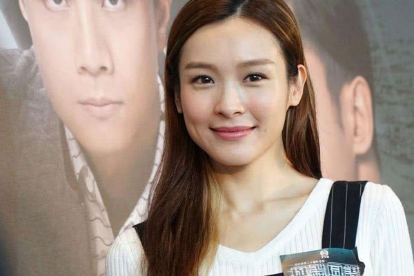 李佳芯男朋友照片 TVB被封杀传闻潜规则虚假