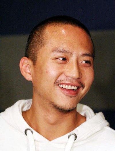 女人不哭邓超吻戏床戏 邓超初恋是谁