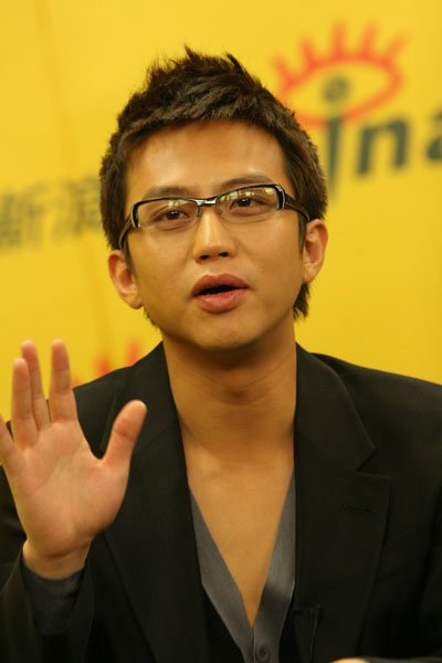 女人不哭邓超吻戏床戏 邓超初恋是谁