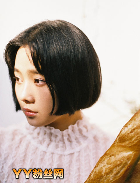 超女版东方不败鲁照华甜美照片 超级女声鲁照华个人资料退赛了吗