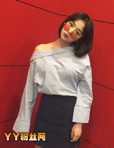 超女版东方不败鲁照华甜美照片 超级女声鲁照华个人资料退赛了吗