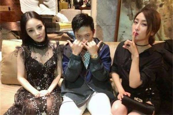 卓伟马苏视频百度云无码真假 马苏看上去像个汉子其实假得很