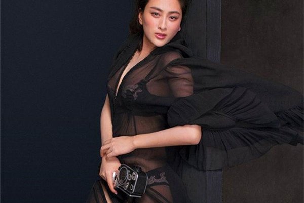 卓伟马苏视频百度云无码真假 马苏看上去像个汉子其实假得很