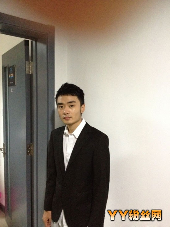 ˭�ܰ�����һ����΢�� dota��������xiao8 ��������