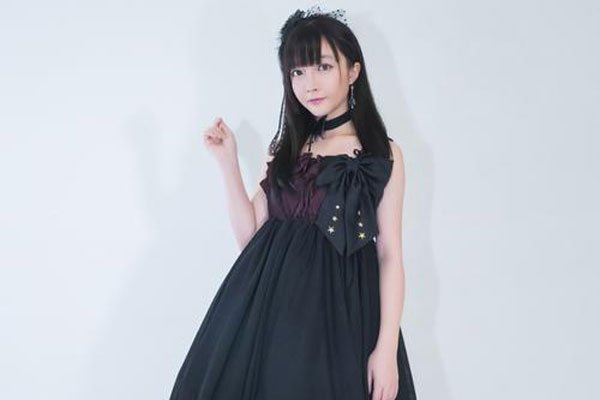 ����������ʷ cosȦ�кܳ�����Ҳ��Ŭ��