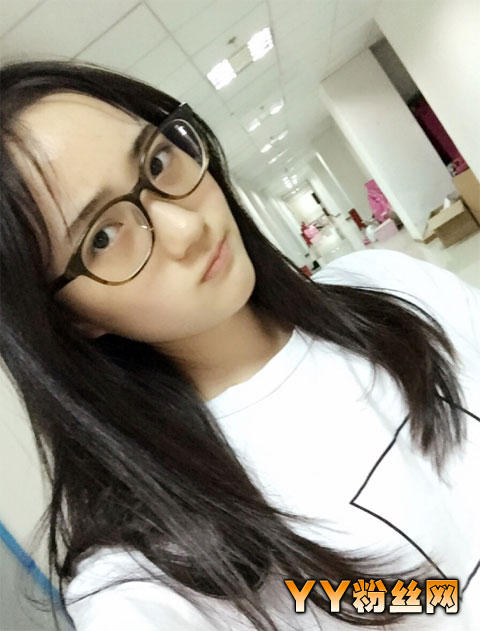 SNH48��Ա�Լ�������ʷ����΢�� �Լ�������ǰ����Ƭ�Ա�