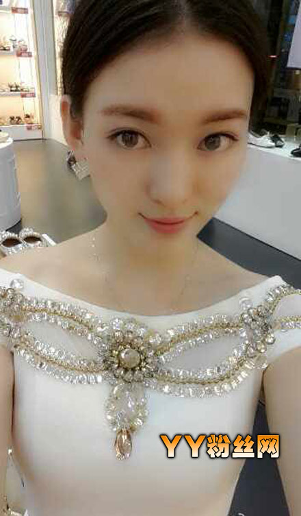 �ǳ����ż������Ƭ���� ŷ������Ĥ���Ů���Ǽ����΢��