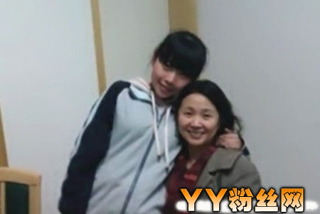 黄菡女儿照片袁拾梦生活照 黄菡女儿多大叫什么名字 袁拾梦歌曲