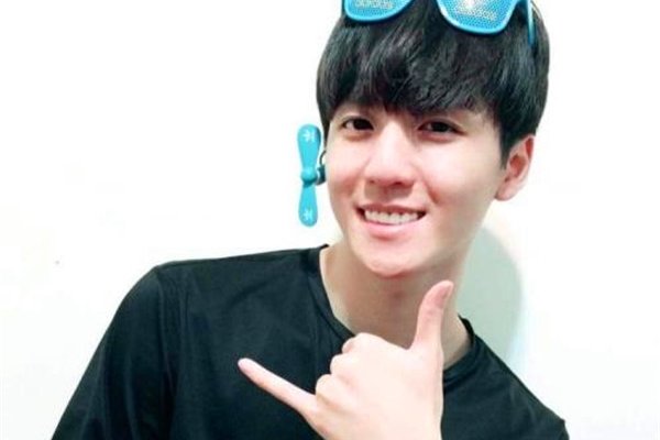 许凯皓年龄个人资料 被粉丝发现虚有其表而被凄惨抛弃