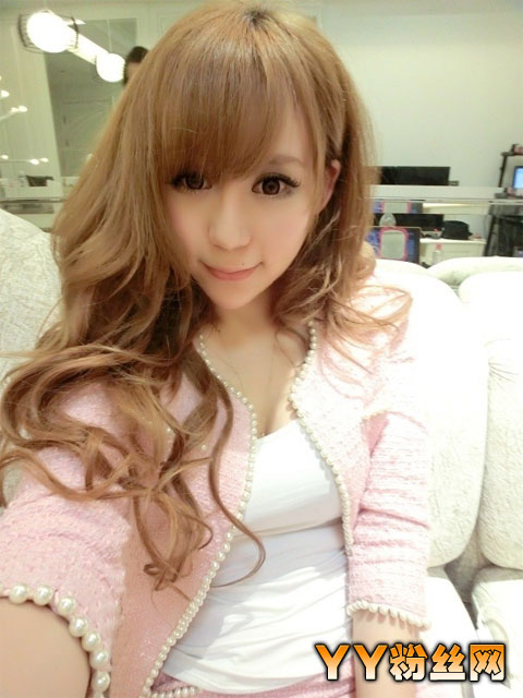 陈美心美艳私房图片 赵本山外籍女徒弟陈美心个人资料