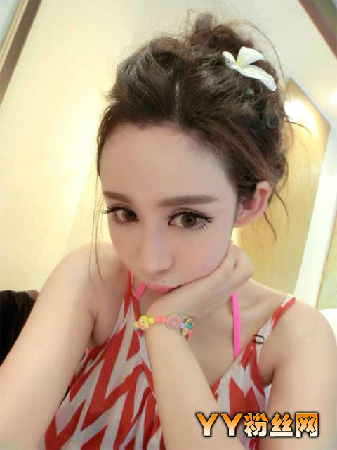 陈美心美艳私房图片 赵本山外籍女徒弟陈美心个人资料