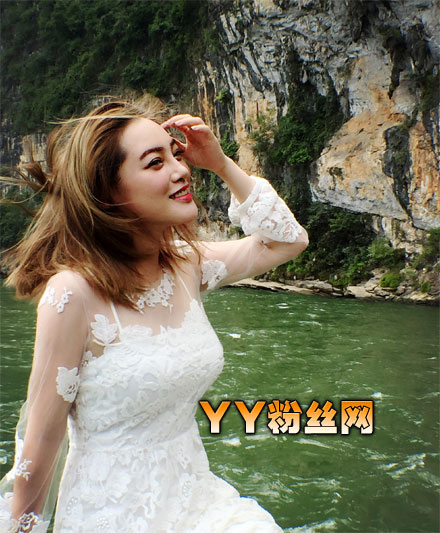 偶滴歌神啊李娜莎整容前后照片对比 沪上名媛李娜莎家庭背景揭秘