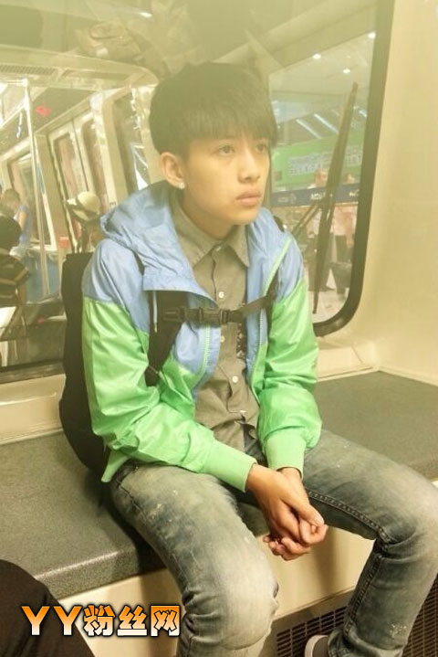 ��������t�� ������������Ů ��������������΢������