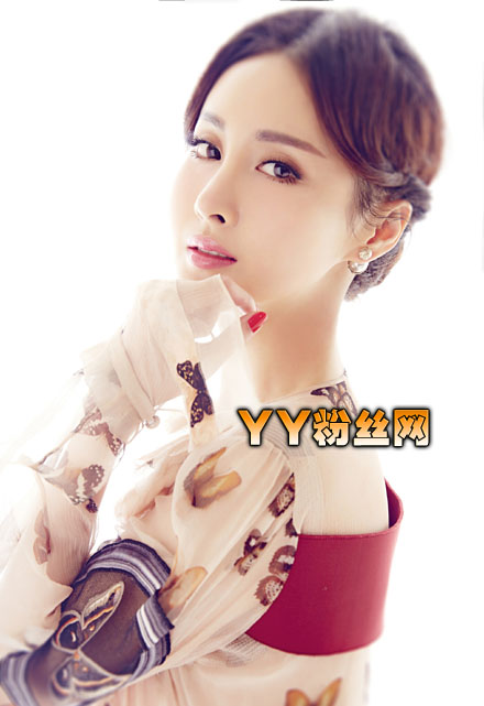 ��Ů�������ĸ������Ͻ��ο��� ����������ǰ����Ƭ�Ա�