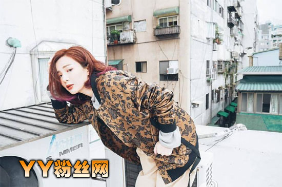 �ǳ������������Ȼ���Ӿװ�Ը��� ������������˭