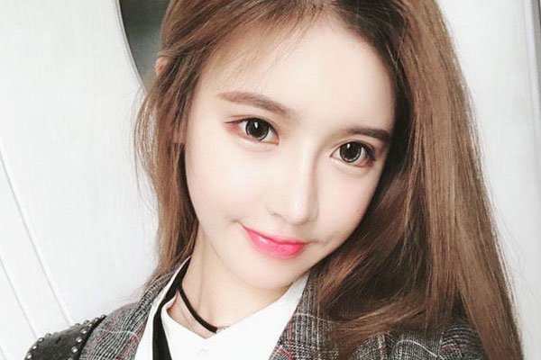 ���羺С������������ ��һ����ͷ���ϱ��ǵ�����