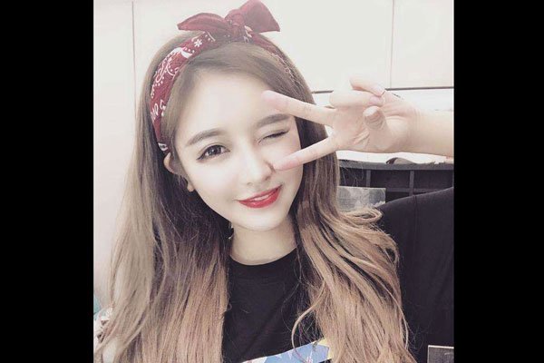 ���羺С������������ ��һ����ͷ���ϱ��ǵ�����